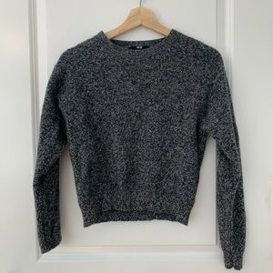 Uniqlo Heather Gray Lambswool Crew Neck Sweater